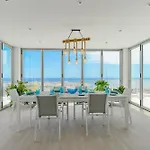 Вилла The Eagles Luxury Overlooking Siam Park Sleeps 14 Адехе