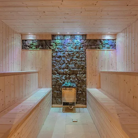 The Eagles Costa Adeje (Tenerife)