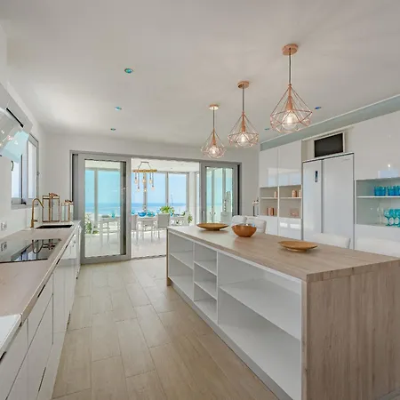 The Eagles Luxury Overlooking Siam Park Sleeps 14 Villa Costa Adeje (Tenerife)