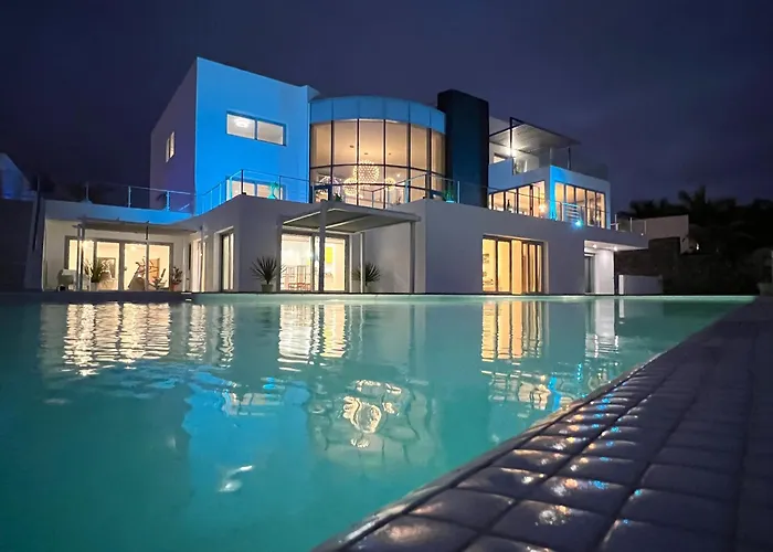 فيلة The Eagles *