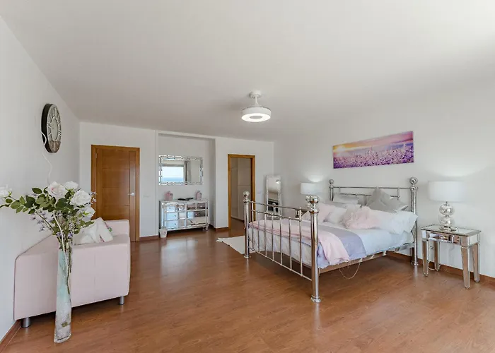 The Eagles أذيخي